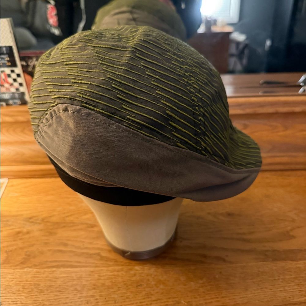 Goorin Brothers Gree/Gray Striped Flat Scally Cap - Picture 4 of 7